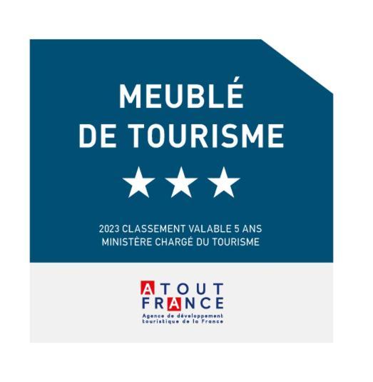 Bel Appartement, Bien Equipe Et Confortable Dans Le Centre Historique Fougères Dış mekan fotoğraf