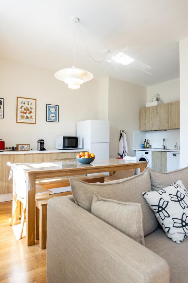Bel Appartement, Bien Equipe Et Confortable Dans Le Centre Historique Fougères Dış mekan fotoğraf